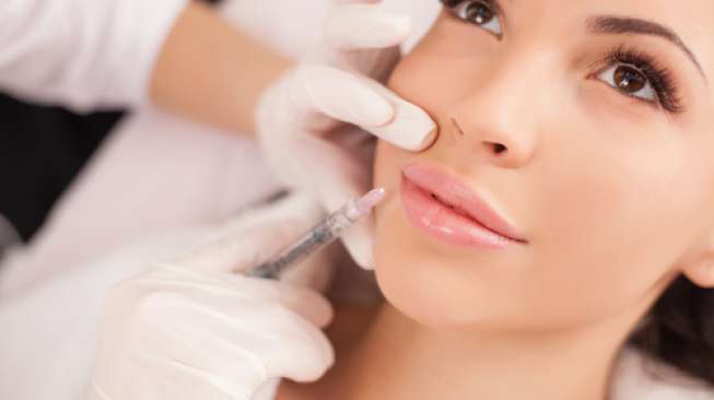 Ilustrasi melakukan Interdermal Botox Facial Therapy (Shutterstock)