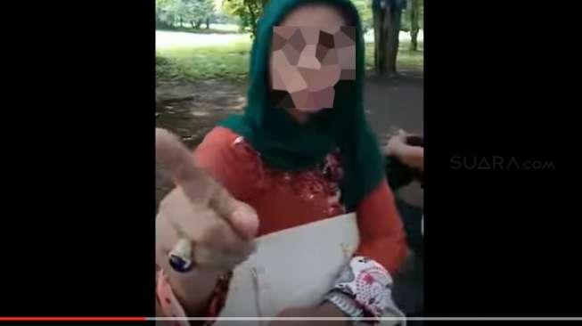 Kalau Anaknya Ditolak SMP Tangsel, Ibu Ini Ancam Aksi Telanjang