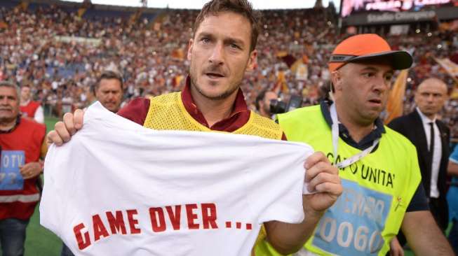 Mantan penyerang dan kapten AS Roma, Francesco Totti. [AFP/Filippo Monteforte]