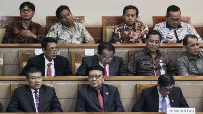 Sidang paripurna anggota dewan di gedung DPR RI, kompleks Parlemen, Senayan, Jakarta, Kamis (20/7).