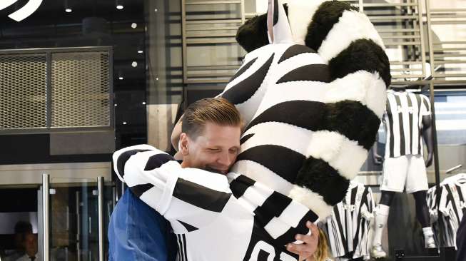 Tinggalkan Arsenal, Szczesny Resmi Berseragam Juventus