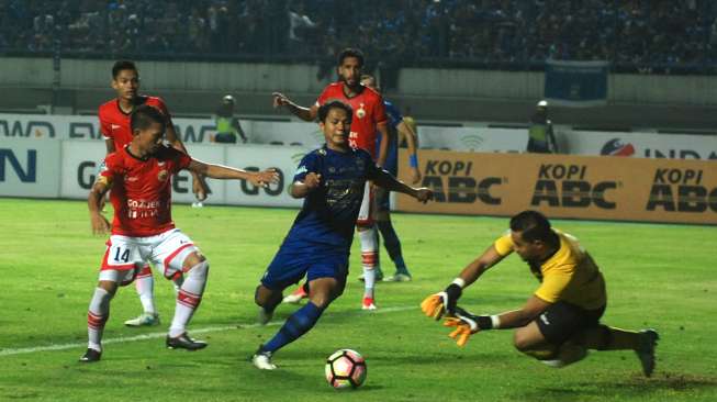 Dapat Respon Positif, Persija Berpeluang Hadapi Persib di SUGBK