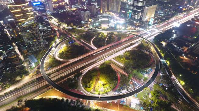 Jembatan Simpang Susun Semanggi di Jakarta yang dibangun dengan kerjasama Kementerian PUPR dengan Pemprov DKI Jakarta. [Dok Kementerian PUPR]