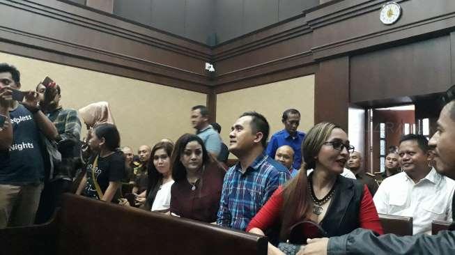 Dikawal Janda Cantik, Saipul Jamil Girang Hadapi Vonis