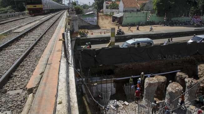 Jalur Rel KA Ganda Manggarai - Cikarang Beroperasi Tahun 2020