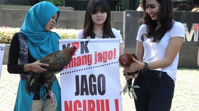 Mereka menilai KPK hanya mengusut kasus-kasus kecil.