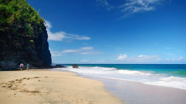 Pantai Hanakapiai, Hawaii, Amerika Serikat. [Bright Side]