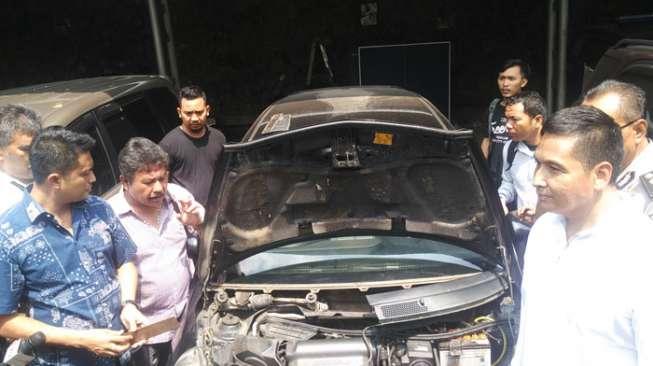 Polisi Bongkar Pencurian Mobil  Bermodus Ganti  Rangka Mesin 