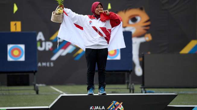 Emas pertama untuk Indonesia pada SEA Games XXIX.