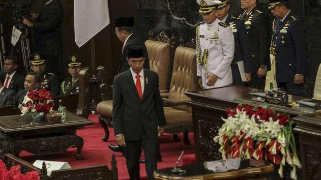 Kepatuhan Standar Layanan Pemda Rendah, Jokowi Harus Perhatikan
