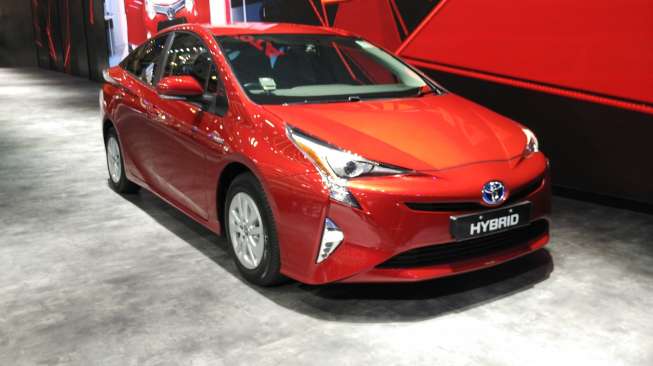 Toyota Catat Jual 1.288 Mobil Hibrida di Indonesia Sejak 2007