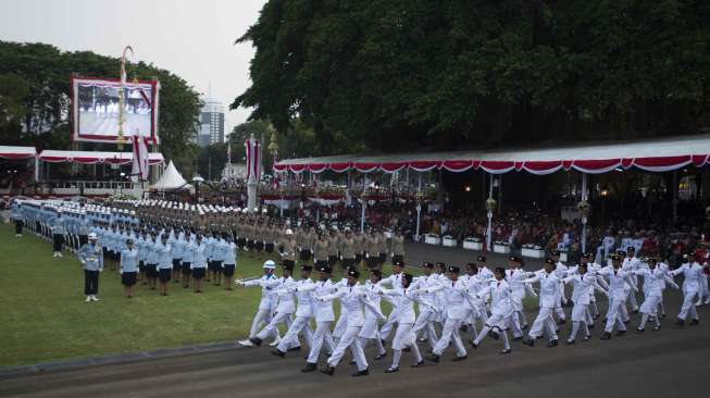 Lelaki Bugil di Istana Merdeka Ternyata Gila