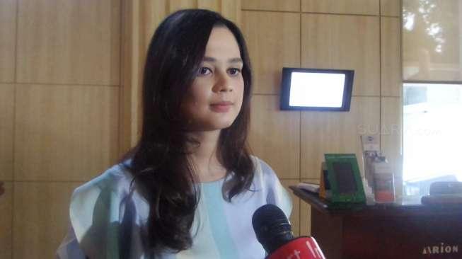 Buntut Merah Putih Terbalik, Cut Meyriska: Damailah...