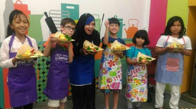 Serunya Bikin "Mini Tumpeng Bocah" untuk Perayaan Kemerdekaan