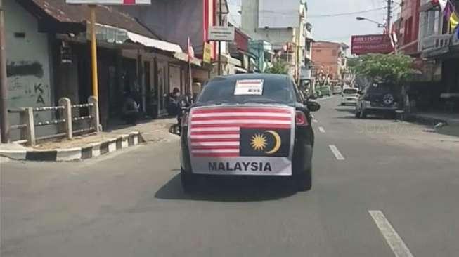 Soal Bendera Terbalik, PM Malaysia: Pikiran Kita Harus Terbuka