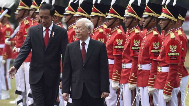 Membahas beberapa peningkatan kerja sama.