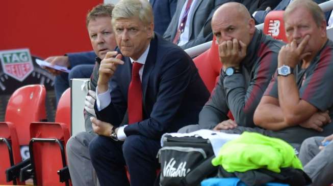 Arsenal Dipermalukan, Wenger Minta Maaf