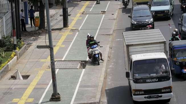 Perbaikan Trotoar Sudirman-Thamrin, 3 Ribu Pohon akan Dipindahkan