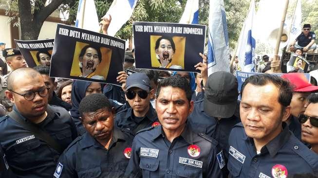 Aung San Suu Kyi Dikecam Keras Demonstran di Kedubes Myanmar