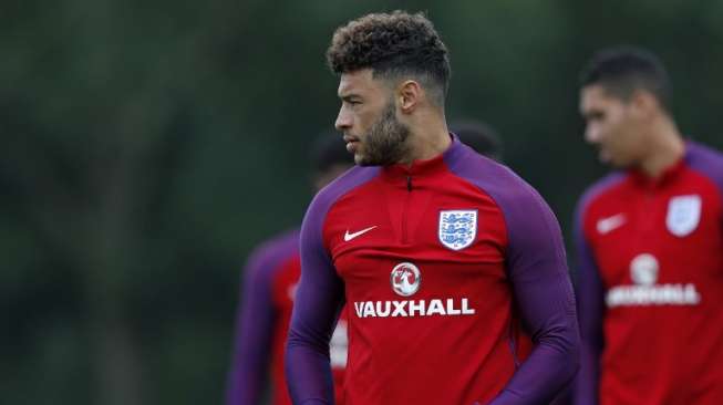 Dipanggil ke Timnas Inggris, Chamberlain Tak Ingin Duduk di Bangku Cadangan