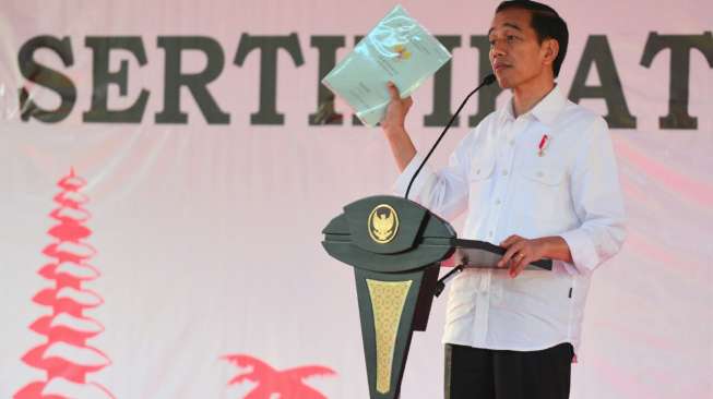 Presiden Jokowi Hadiri Pernikahan Kerabat di Surabaya