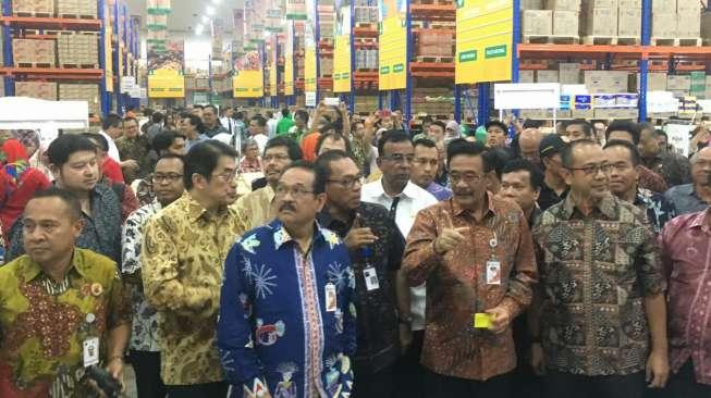 Sekarang, Pedagang Kecil Bisa Belanja Murah di Jakgrosir