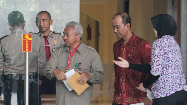 Terkait kasus suap untuk penanganan perkara.