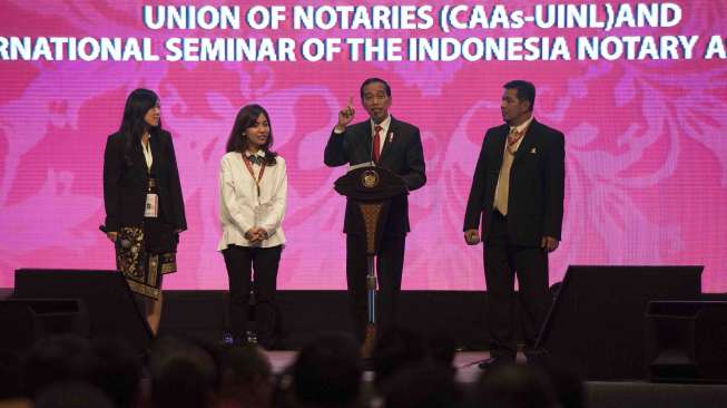 Presiden Joko Widodo menghadiri Rapat Komisi Asia Ikatan Notaris Internasional dan Seminar Internasional Ikatan Notaris Indonesia di Nusa Dua, Bali, Jumat (8/9).