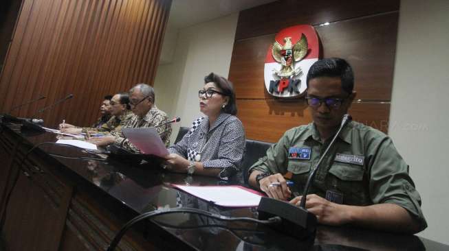 Konferensi pers OTT Hakim Tipikor Bengkulu di gedung KPK, Jakarta, Kamis (7/9). 