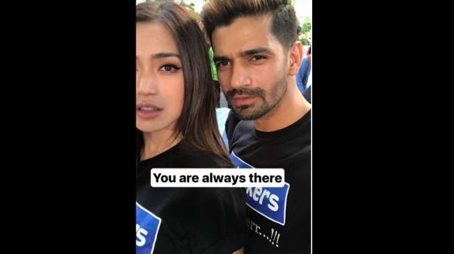 Mesra Sama Vishal Singh di Kolam Renang, Ini Jawaban Jedar