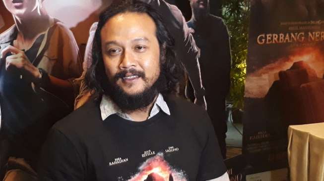 Aktor Dwi Sasono berbicara dalam peluncuran film Gerbang Neraka di Jakarta, Rabu (13/9). [Suara.com/Puput Pandansari]