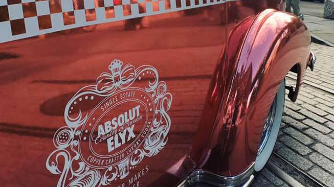 Absolut Elyx. [Carscoops]