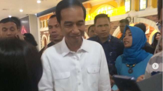 Jokowi Minta BUMN Dorong Ekonomi Digital