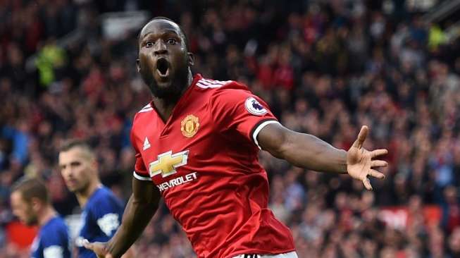 Jebol Gawang Everton, Lukaku Tempel Ketat Aguero