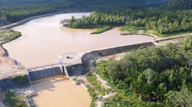 Jokowi Target Proyek 8 Waduk Rampung Akhir 2018