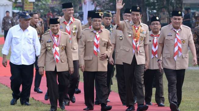 Tiga Tahun Berkuasa, Jokowi Diklaim Juara Soal Pembangunan