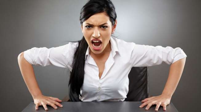 Ilustrasi perempuan meluapkan kemarahannya. (Shutterstock)