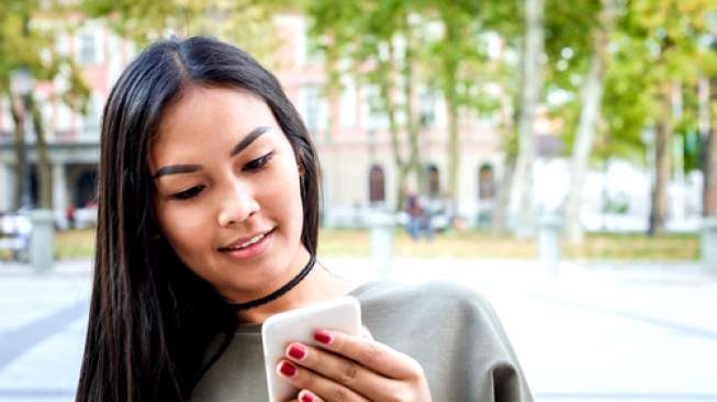 Cara Menabung ala Mahasiswa untuk Beli Smartphone