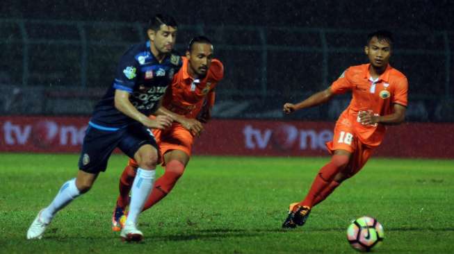 Persija Dibilang Beruntung, Teco Naik Pitam