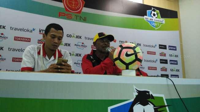 Kalah 4 Laga Beruntun, Nasib Pelatih Mitra Kukar di Ujung Tanduk