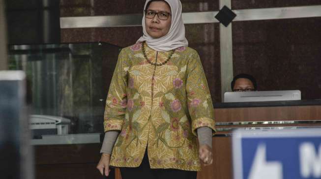 Direktur Utama PT Jasa Marga (Persero) Desi Arryani diperiksa di Gedung KPK di Jakarta, Rabu (27/9).