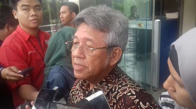 Penyidik KPK Periksa Plt Sekjen DPR Terkait Kasus Bakamla