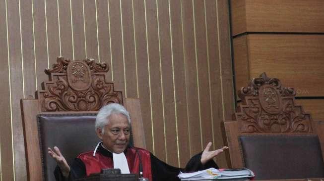 Peneliti Sebut Putusan Praperadilan Novanto Cacat Hukum