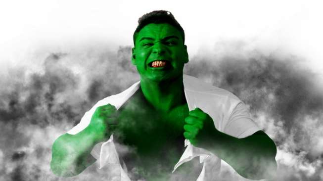 Ilustrasi Hulk merobek baju jika sedang marah. [Shutterstock]