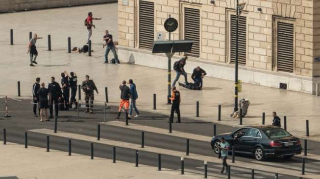 4 Bom di Paris Berhasil Digagalkan, 5 Pelaku Teror Ditangkap