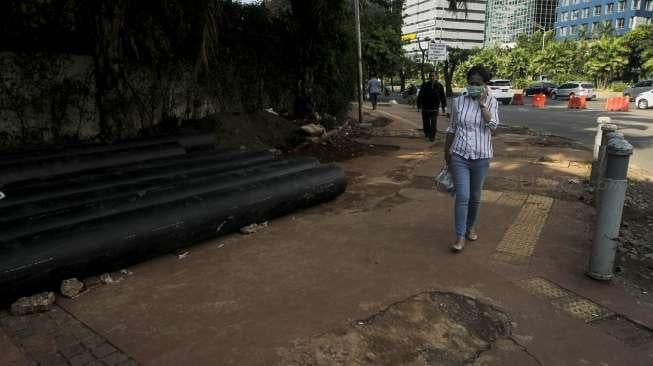 Pedestrian di kawasan Jalan Jenderal Sudirman-Thamrin, Jakarta, Kamis (5/10).