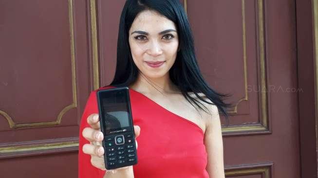 Smartfren Luncurkan Feature Phone yang Tangguh dan Murah