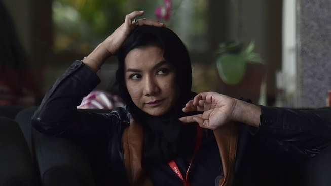 Perdana Diperiksa KPK, Bupati Rita Widyasari Langsung Ditahan