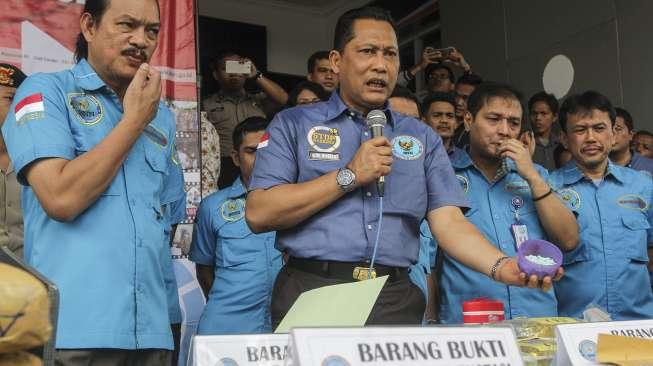 Badan Narkotika Nasional (BNN) merilis hasil penggagalan upaya peredaran narkotika jenis sabu dan ekstasi yang dilakukan oleh empat jaringan narkotika Internasional di Jakarta, Selasa (10/10).