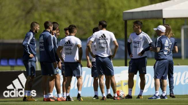 Sampaoli: "Seandainya Semua Pemain Argentina Seperti Messi..."